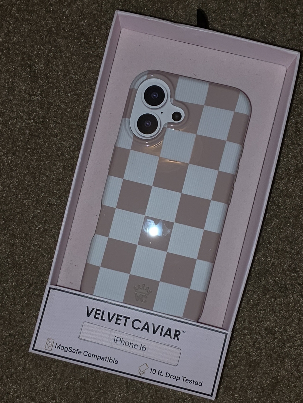 Velvet Caviar Checkered iPhone 16 Case - Blush & White